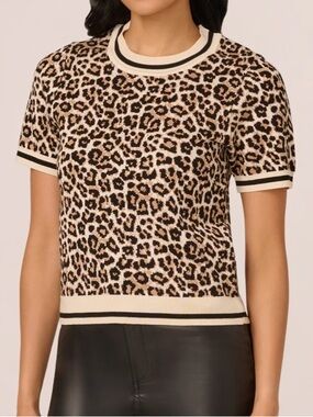 Adrianna Papell Cream & Black Leopard-Print Short Sleeve Knit Top